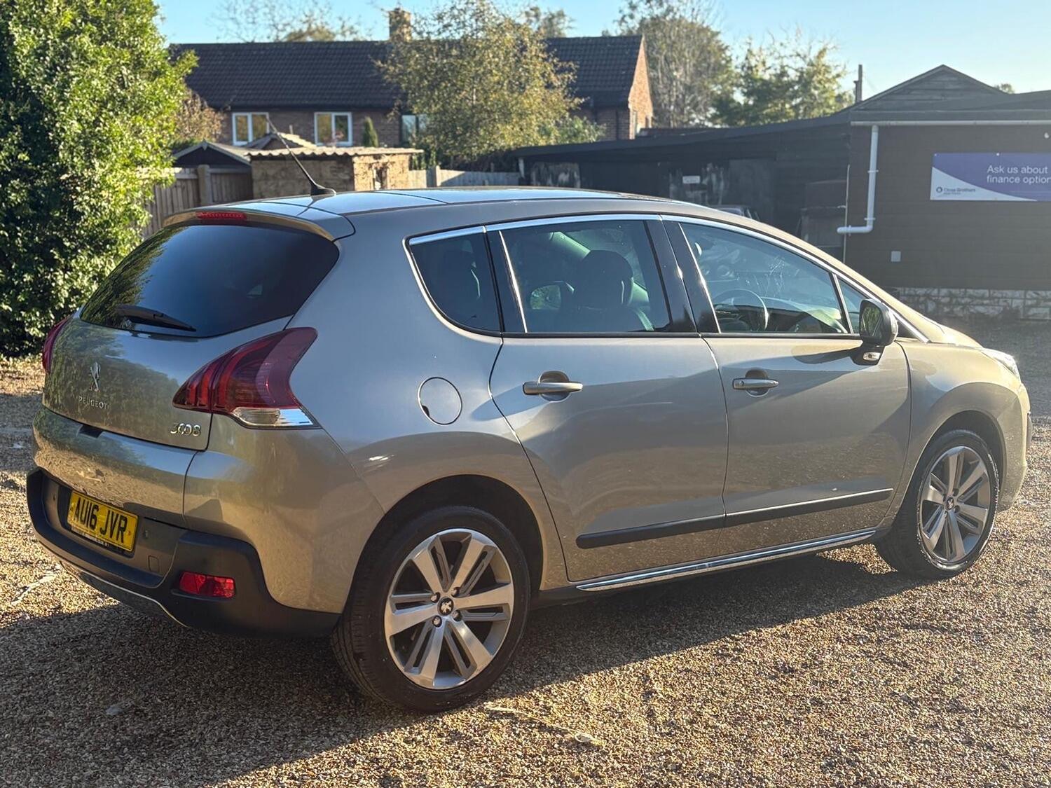 Used Peugeot 3008 2016 for sale - 76186700: Photo 5
