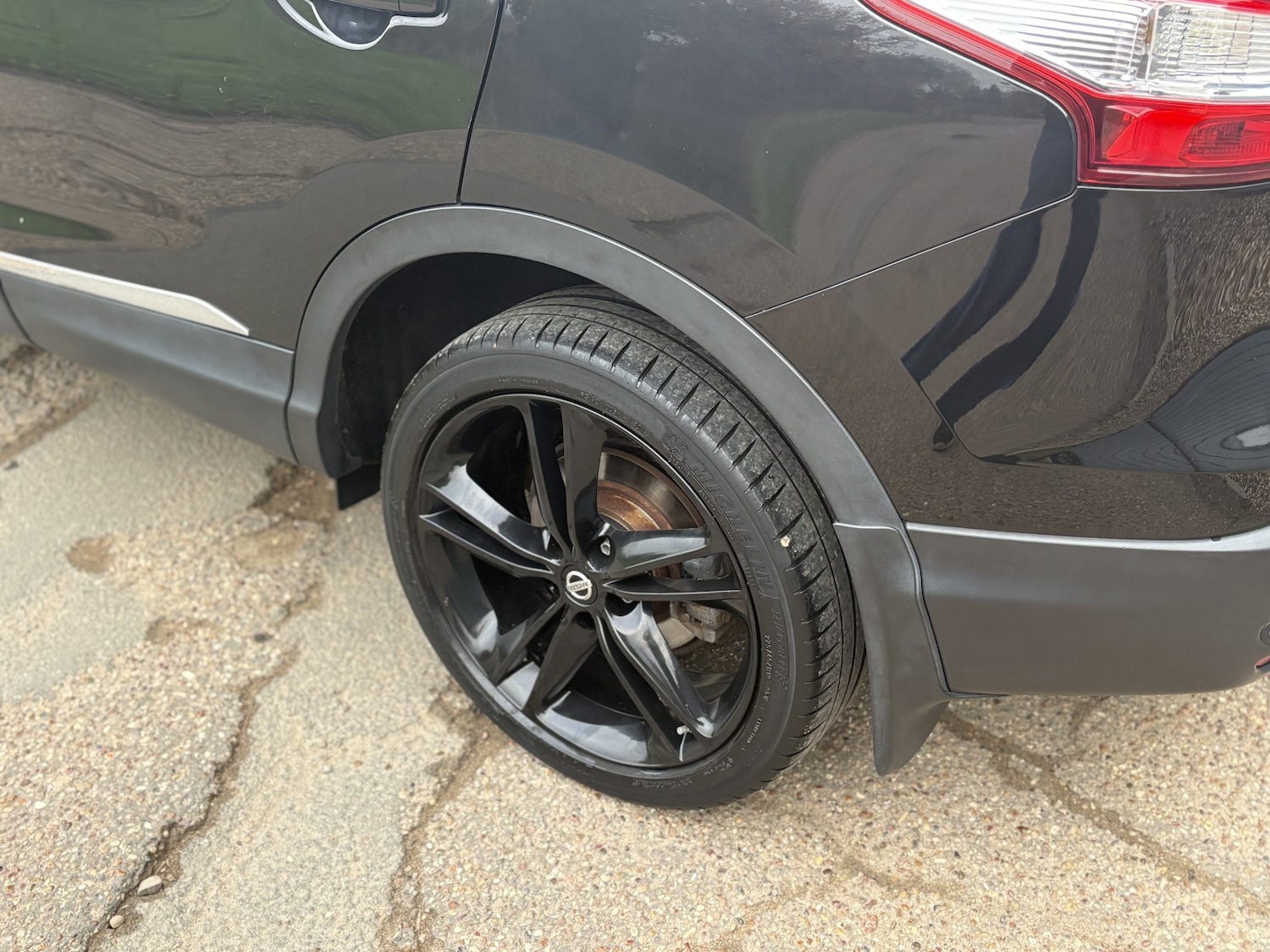 Used Nissan Qashqai 2017 for sale - 76863899: Photo 18