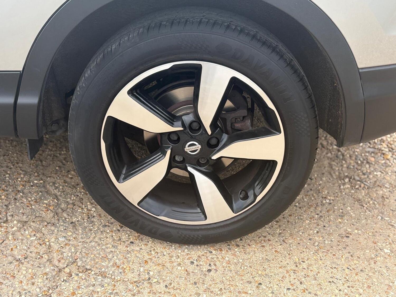 Used Nissan Qashqai 2017 for sale - 76041072: Photo 10