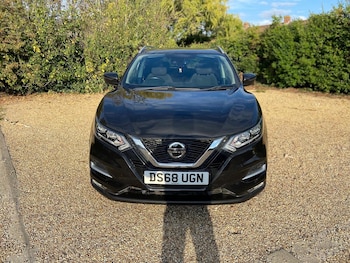 Used Nissan Qashqai 2018 for sale - 76186772: Photo 2
