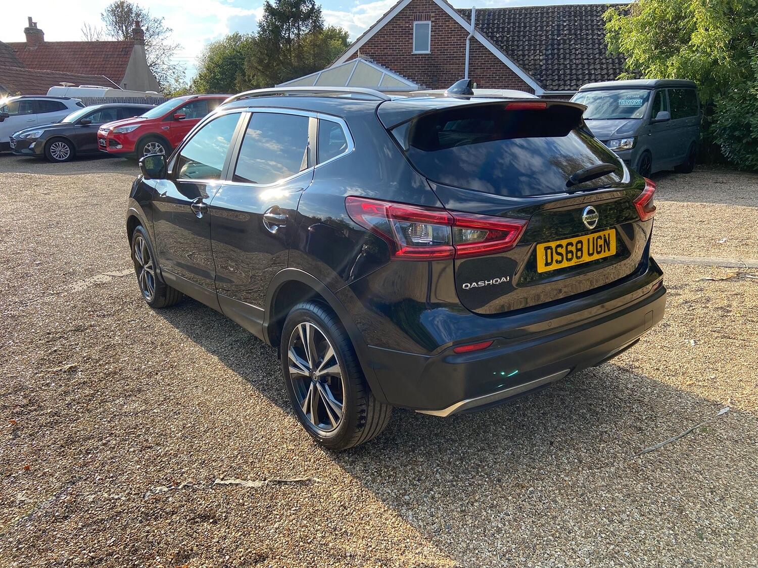 Used Nissan Qashqai 2018 for sale - 76186772: Photo 8