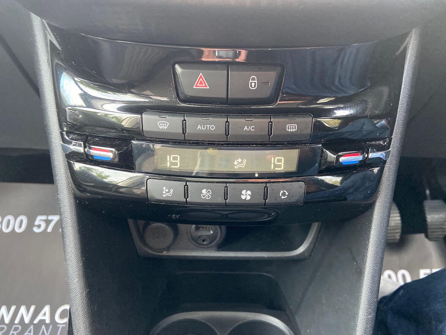 Used Peugeot 2008 2018 for sale - 76134028: Photo 33