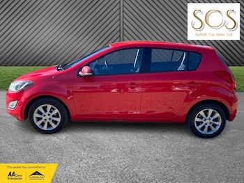 Used Hyundai i20 2014 for sale - 78414850: Photo