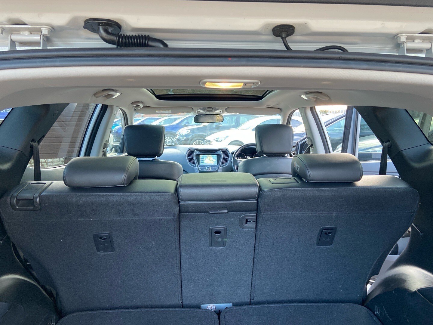 Used Hyundai Santa Fe 2014 for sale - 78031720: Photo 35