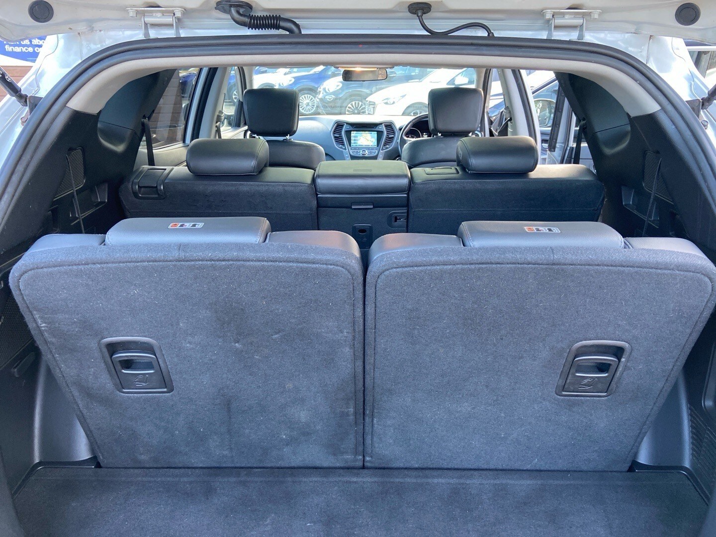 Used Hyundai Santa Fe 2014 for sale - 78031720: Photo 38