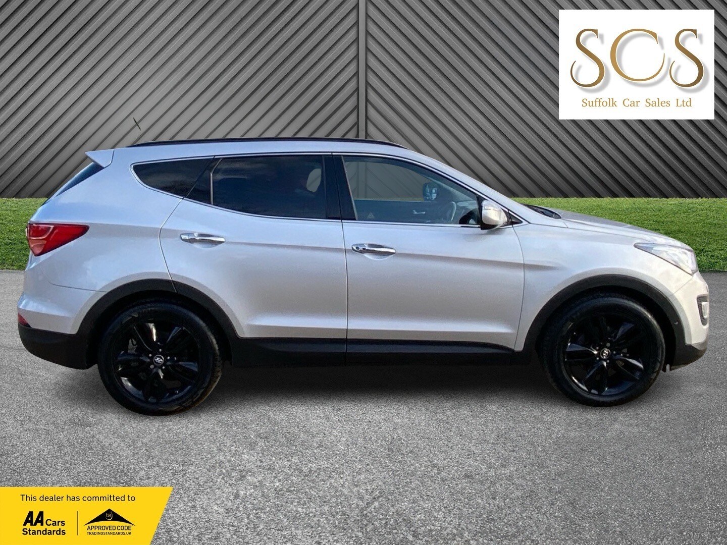 Used Hyundai Santa Fe 2014 for sale - 78031720: Photo 8