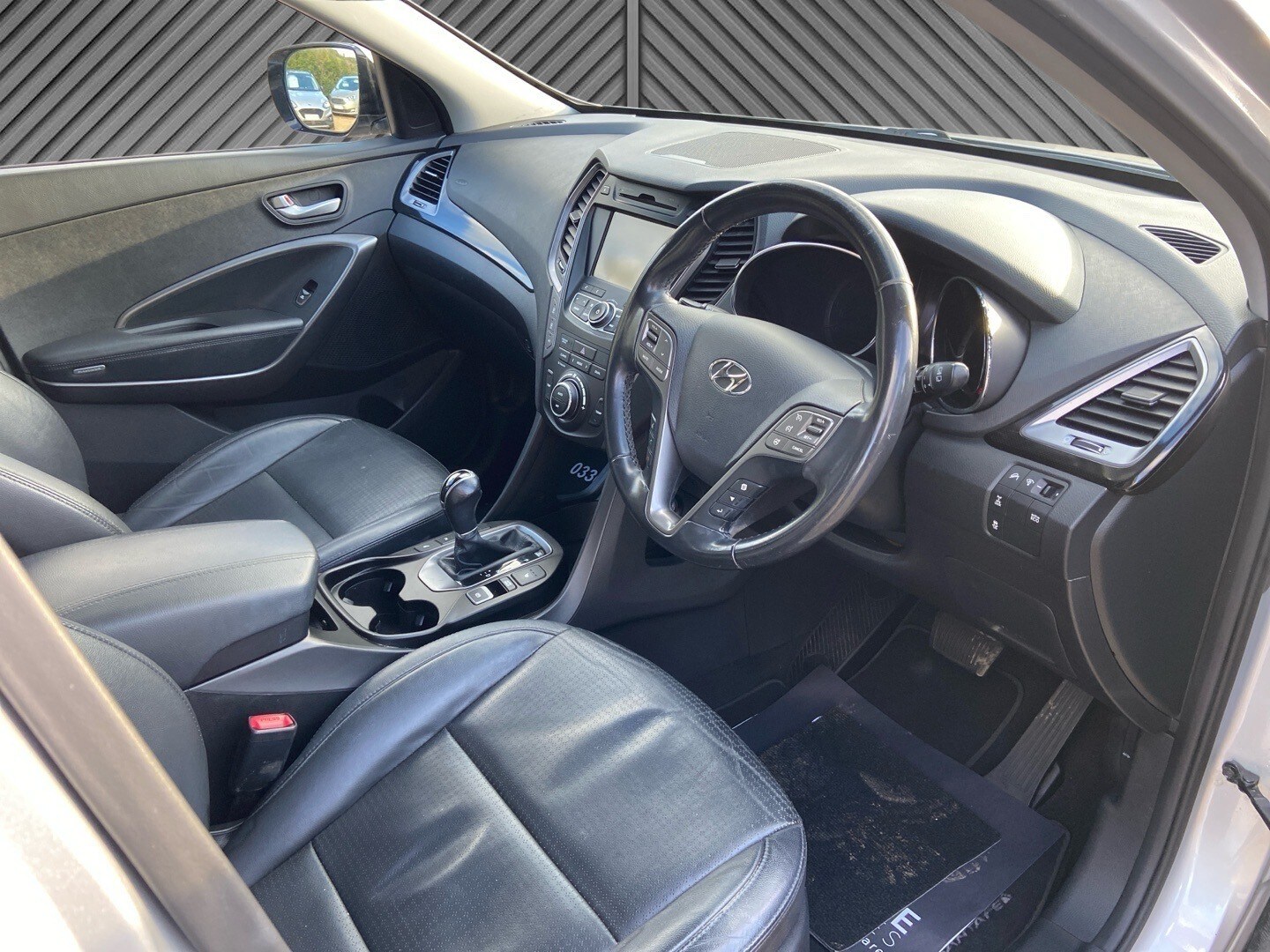 Used Hyundai Santa Fe 2014 for sale - 78031720: Photo 9