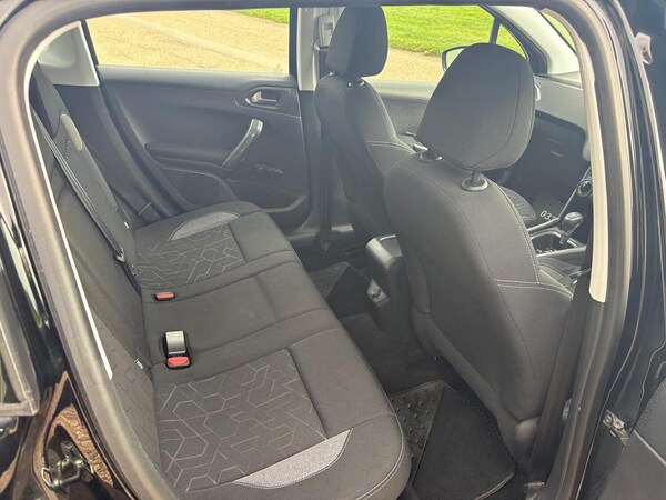 Used Peugeot 2008 2018 for sale - 76319445: Photo 24