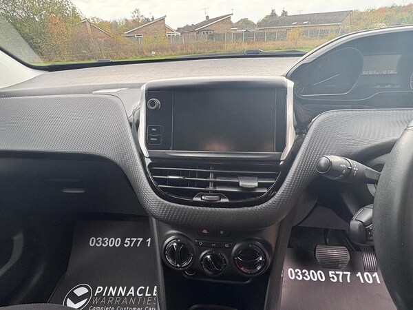 Used Peugeot 2008 2018 for sale - 76319445: Photo 28