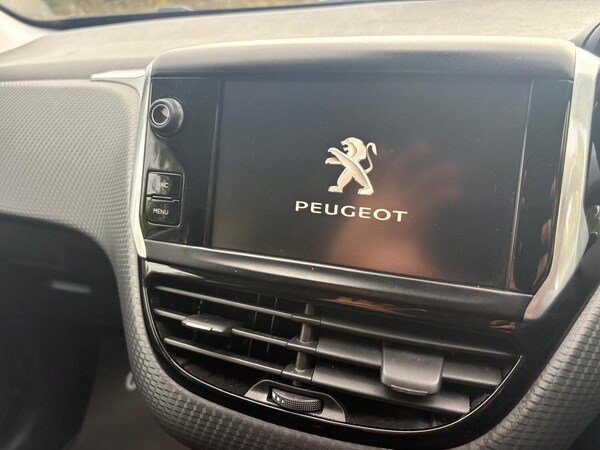 Used Peugeot 2008 2018 for sale - 76319445: Photo 33