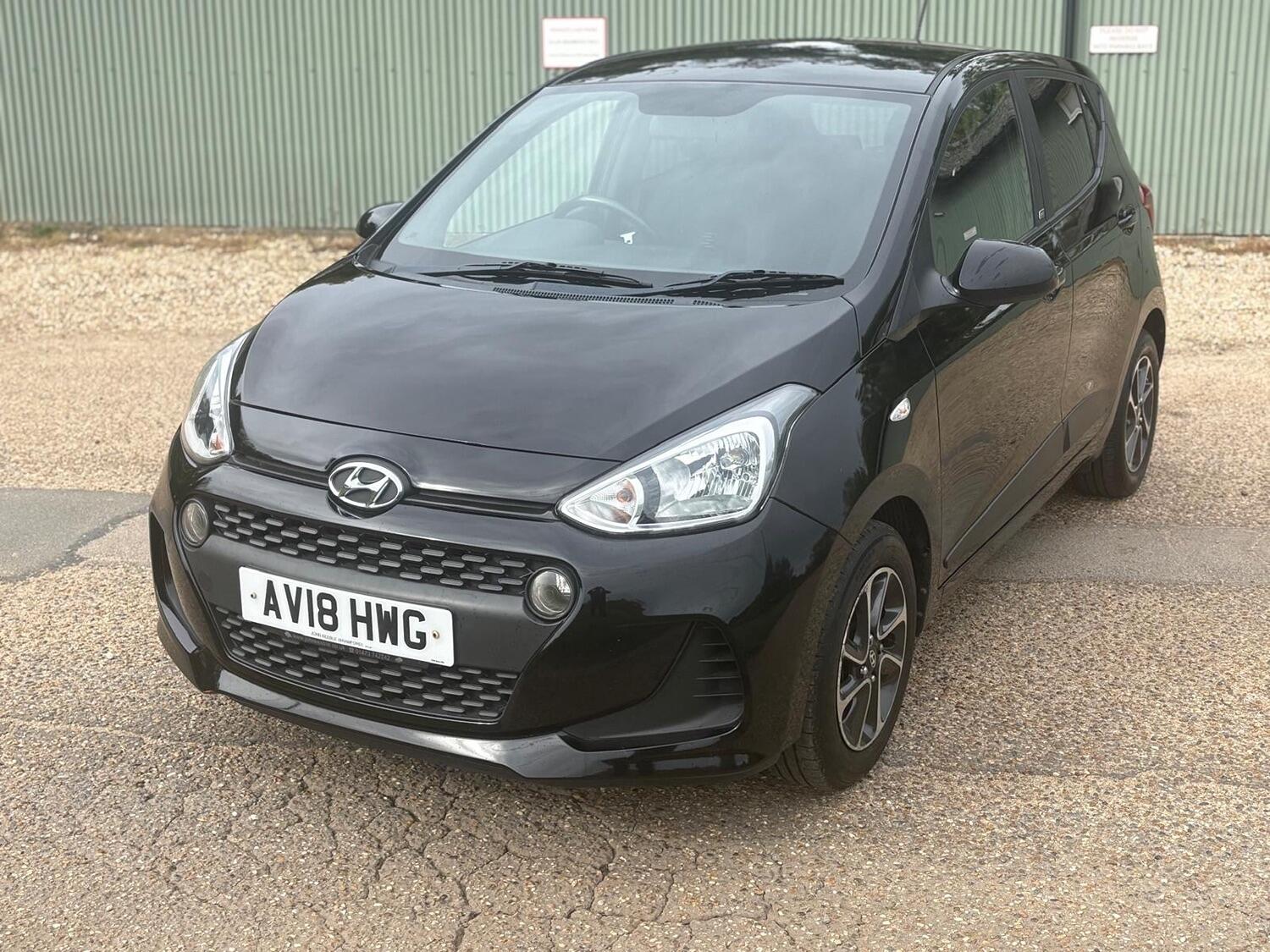 Used Hyundai i10 2018 for sale - 76198305: Photo 9