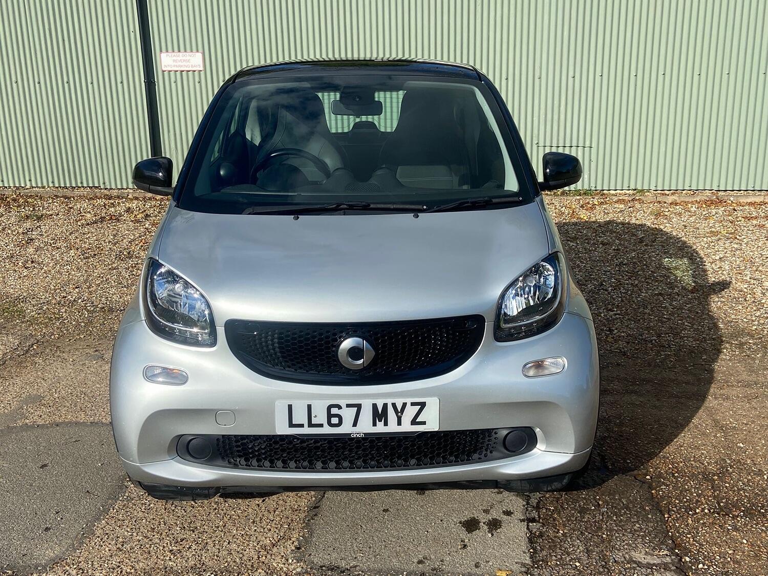 Used smart fortwo 2017 for sale - 76863845: Photo 2