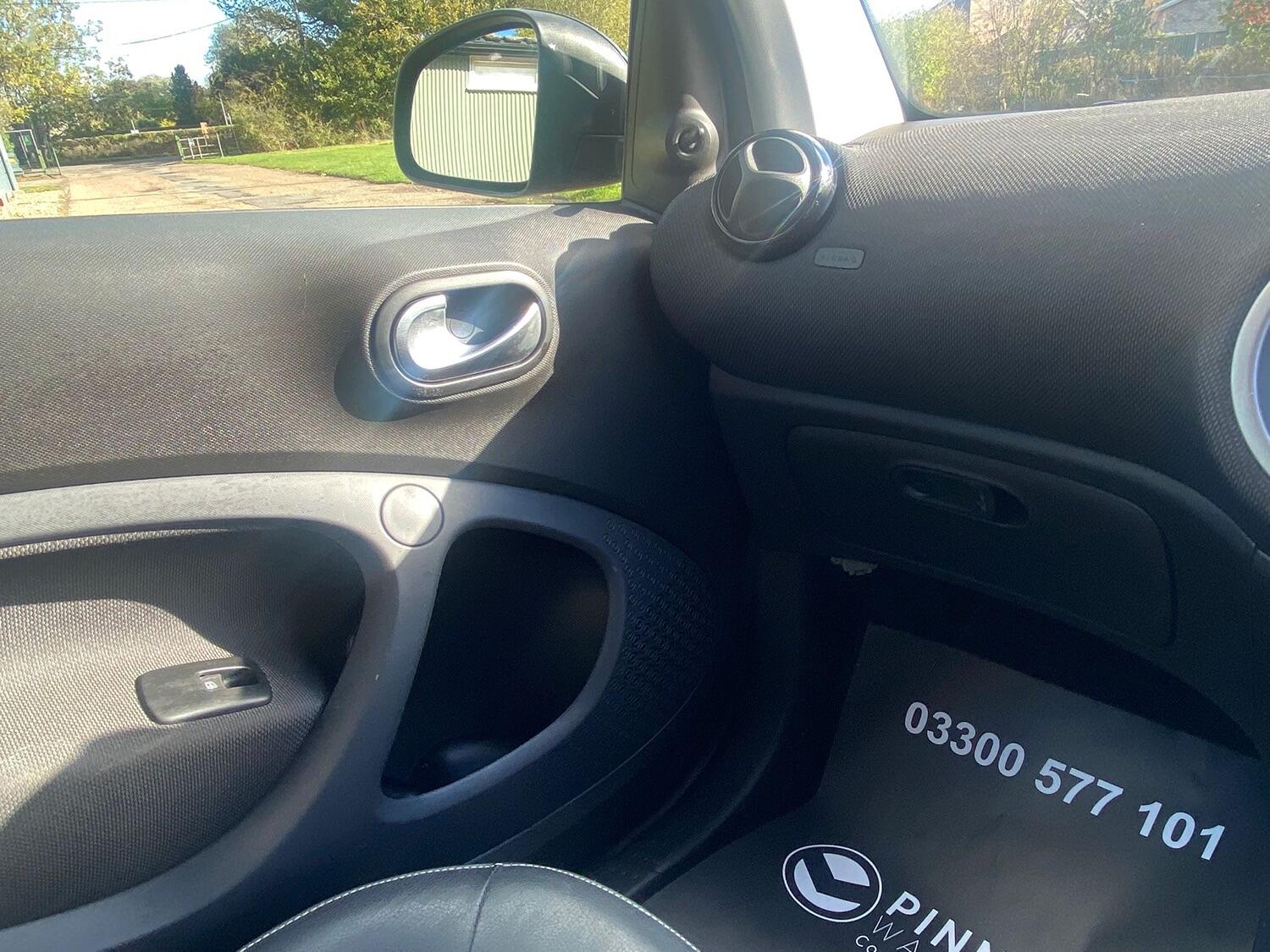 Used smart fortwo 2017 for sale - 76863845: Photo 22