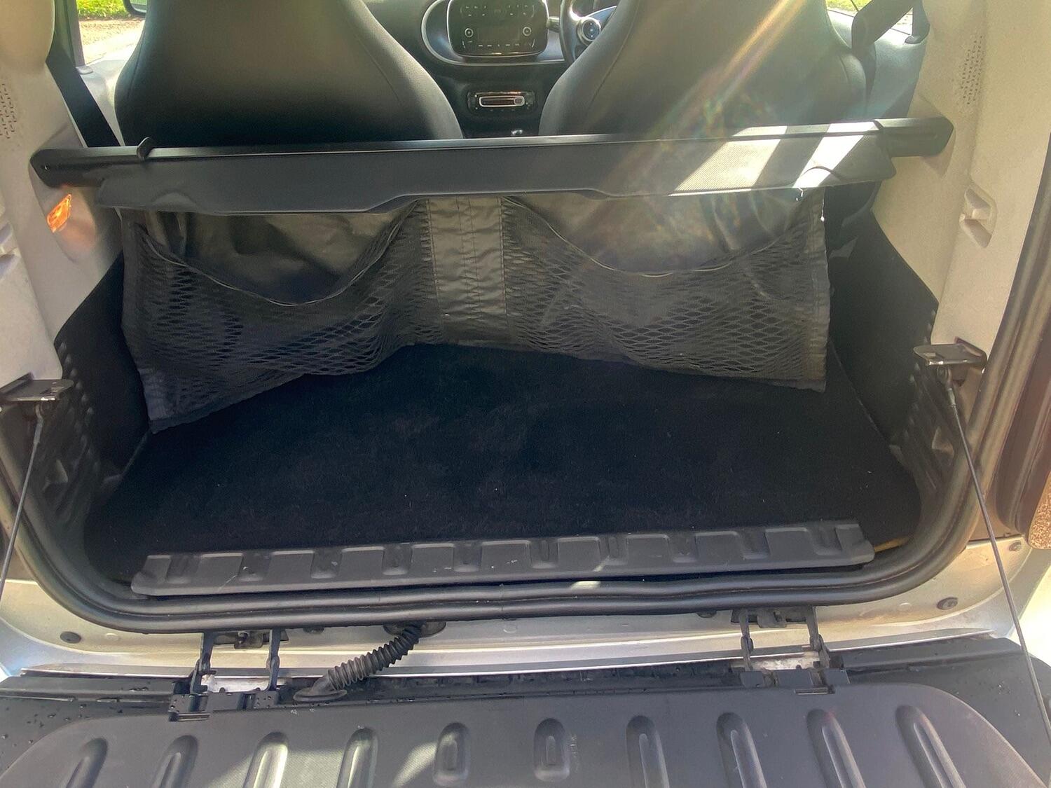 Used smart fortwo 2017 for sale - 76863845: Photo 24