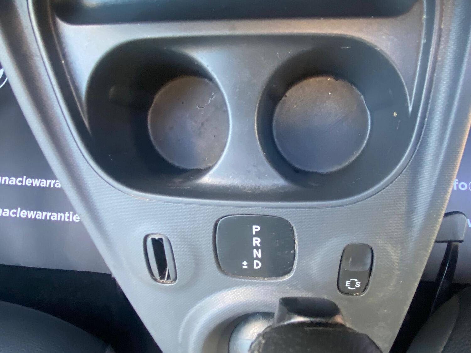 Used smart fortwo 2017 for sale - 76863845: Photo 28