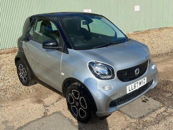 Used smart fortwo 2017 for sale - 76863845: Photo