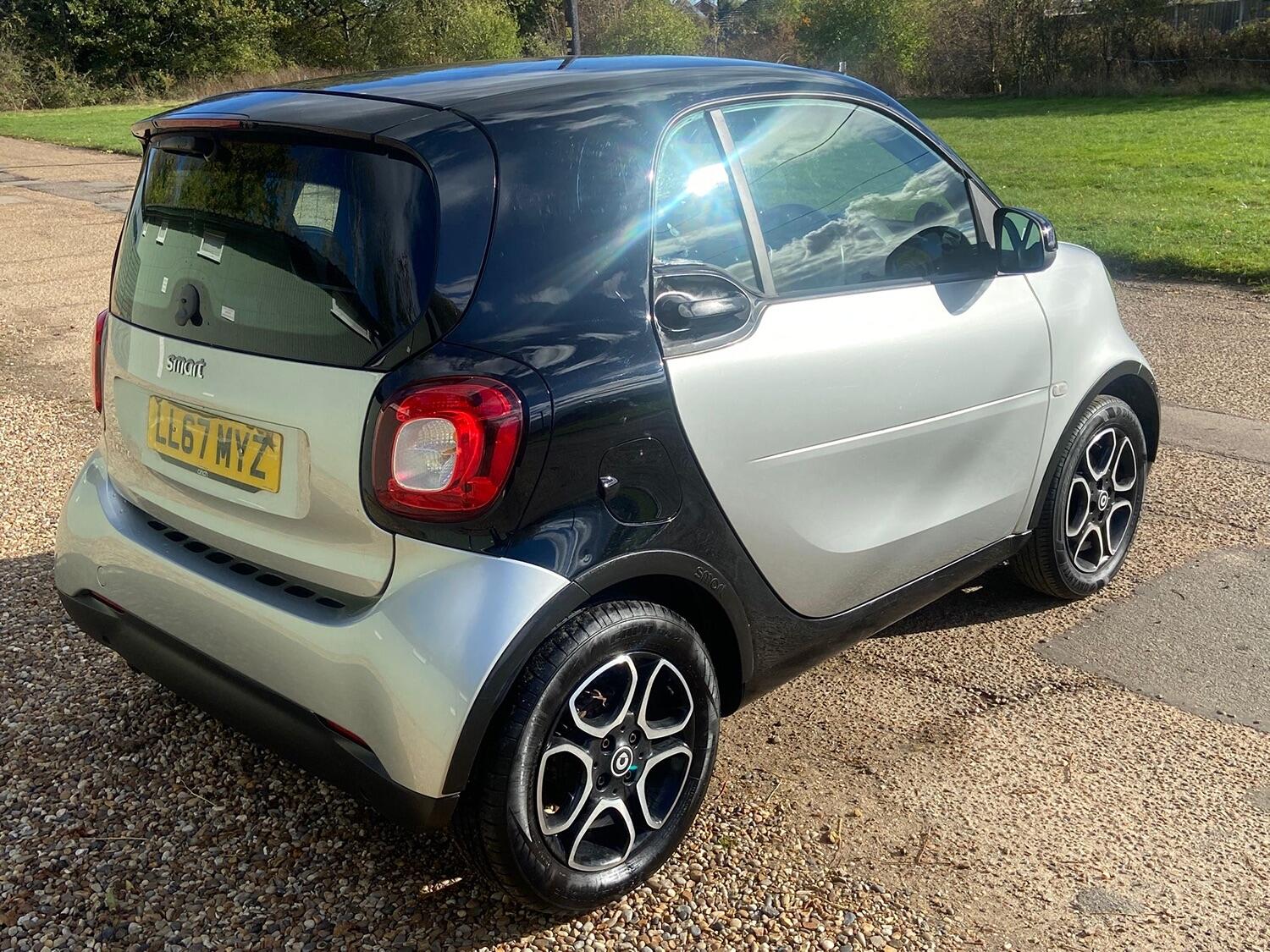 Used smart fortwo 2017 for sale - 76863845: Photo 5