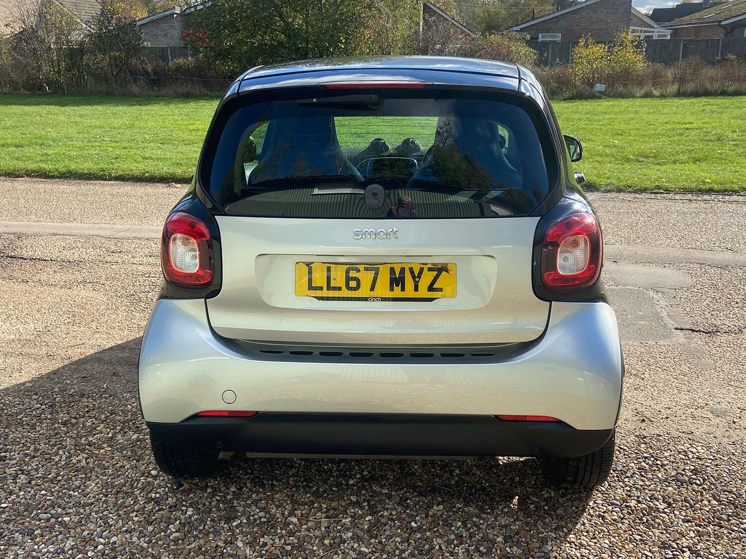 Used smart fortwo 2017 for sale - 76863845: Photo 6