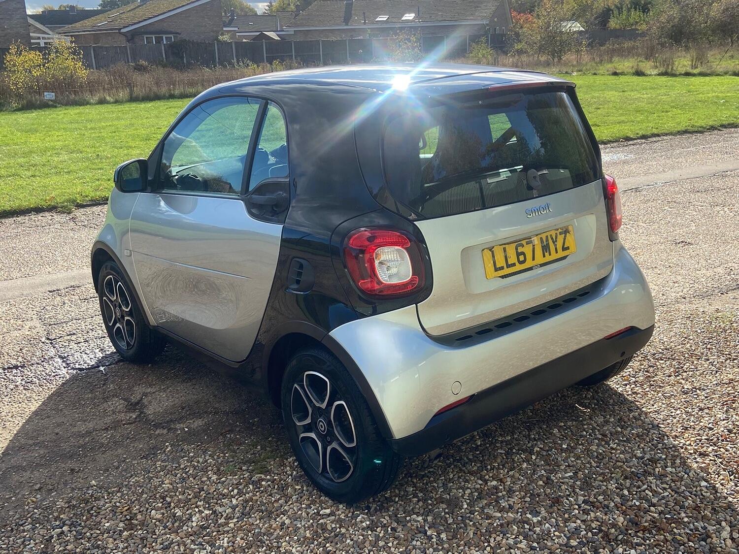 Used smart fortwo 2017 for sale - 76863845: Photo 7