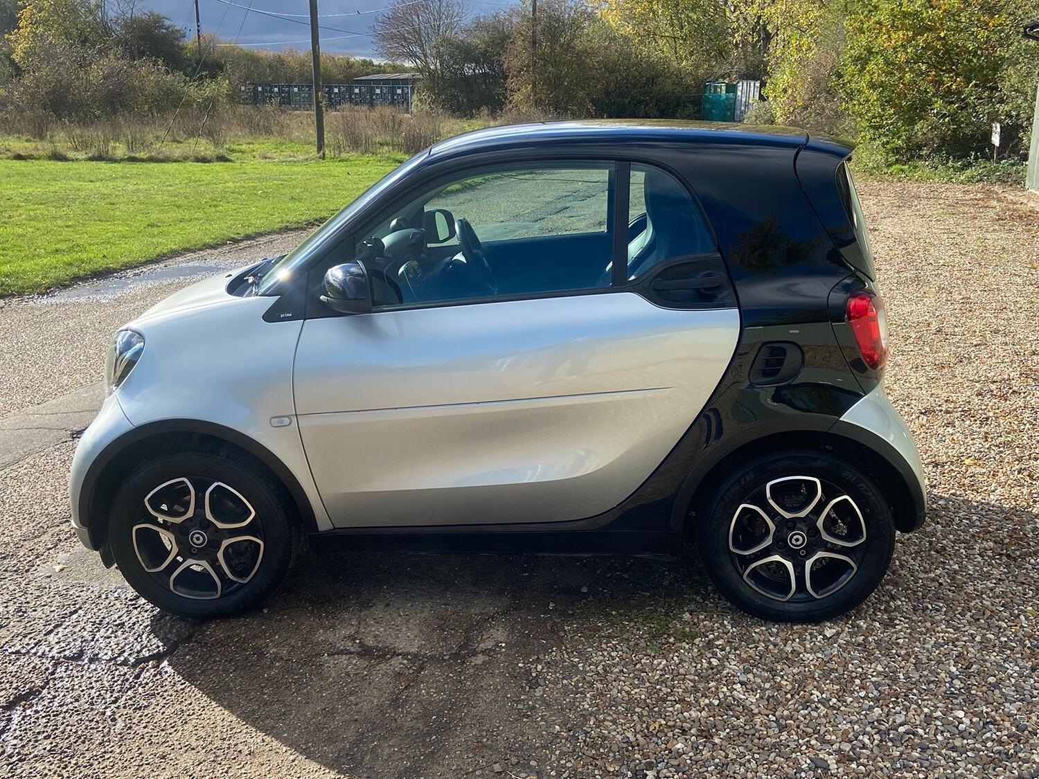 Used smart fortwo 2017 for sale - 76863845: Photo 8