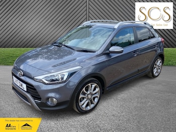 Used Hyundai i20 2017 for sale - 79320408: Photo