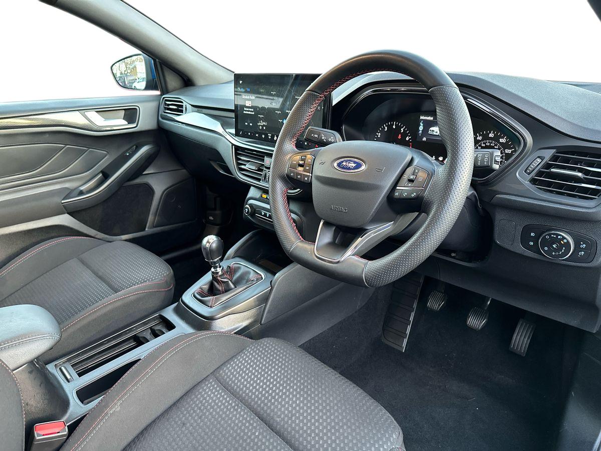 Used Ford Focus 2023 for sale - 76901273: Photo 10