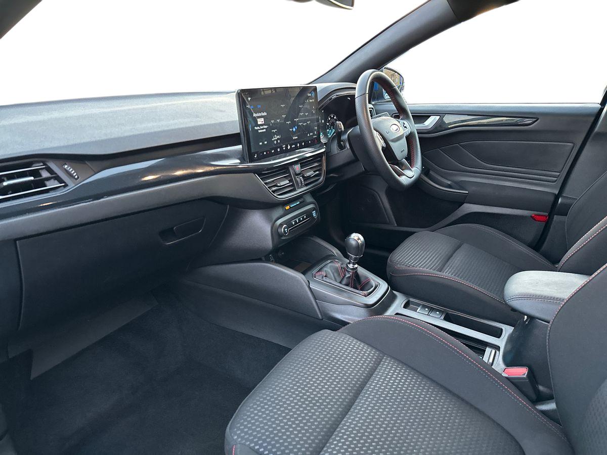 Used Ford Focus 2023 for sale - 76901273: Photo 11