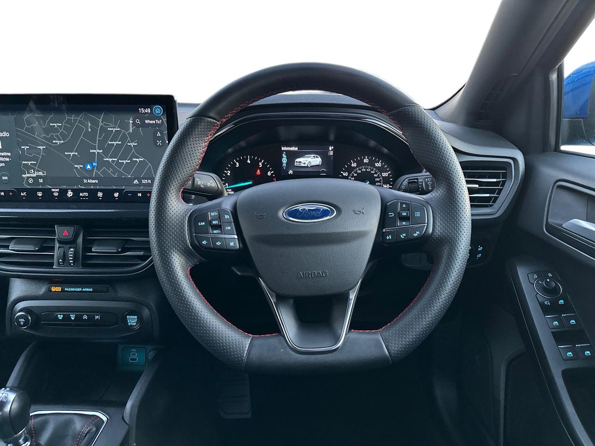 Used Ford Focus 2023 for sale - 76901273: Photo 17