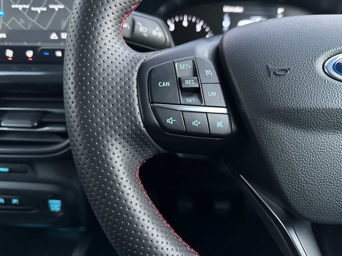 Used Ford Focus 2023 for sale - 76901273: Photo 26