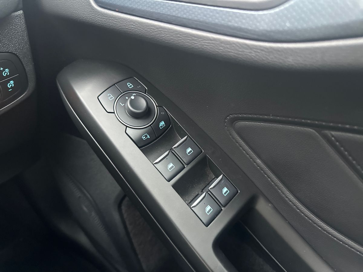 Used Ford Focus 2023 for sale - 77042823: Photo 25