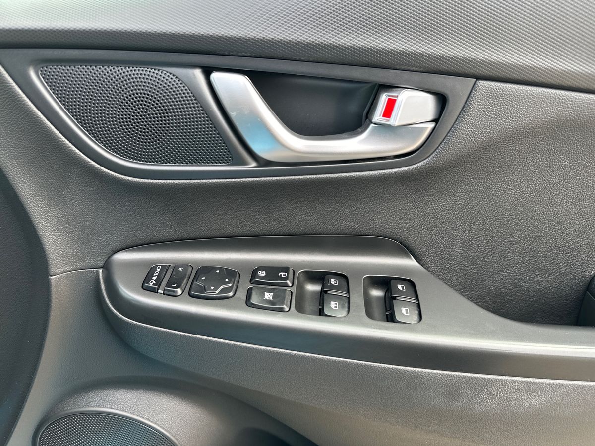 Used Hyundai KONA 2023 for sale - 77732403: Photo 19