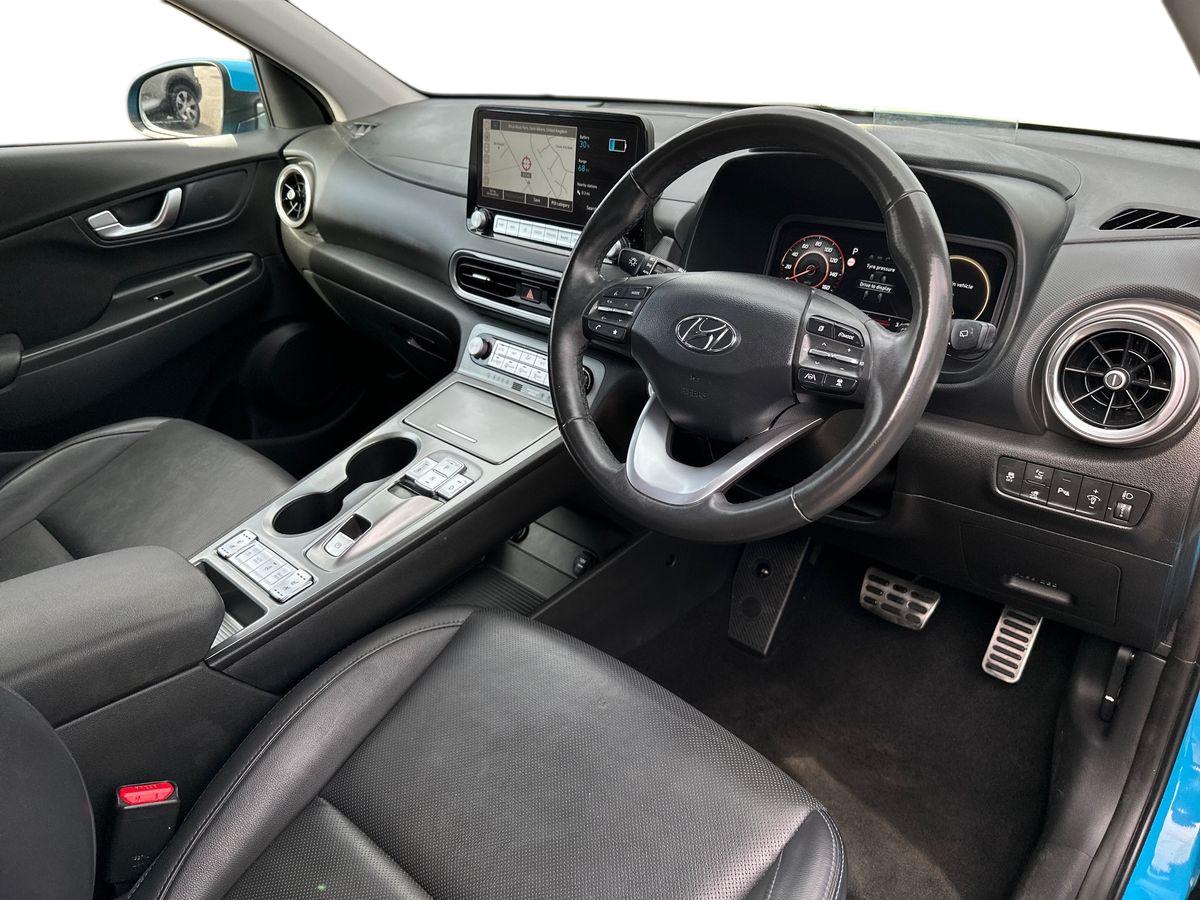Used Hyundai KONA 2023 for sale - 77732403: Photo 4