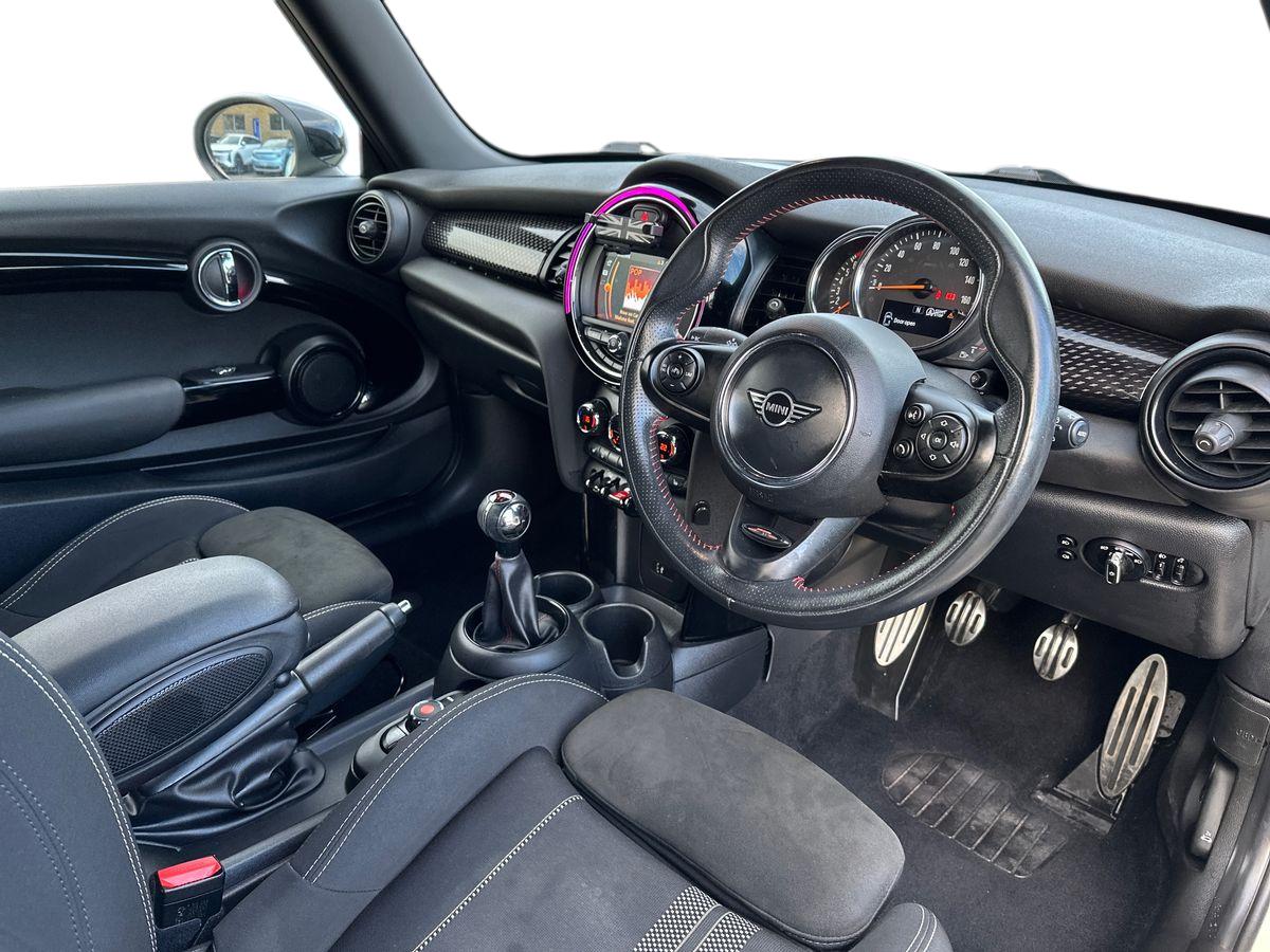 Used MINI Hatch 2019 for sale - 78022236: Photo 10