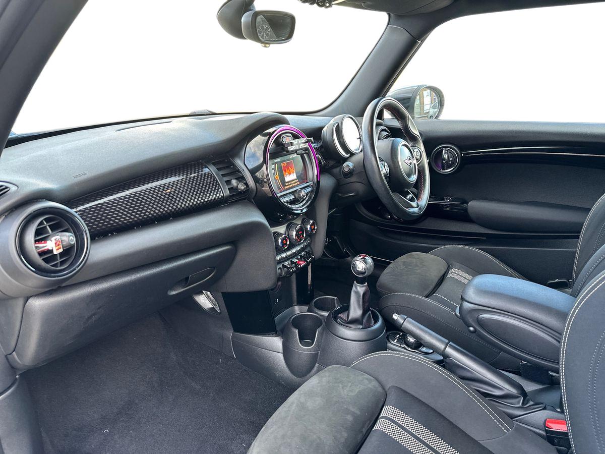 Used MINI Hatch 2019 for sale - 78022236: Photo 11