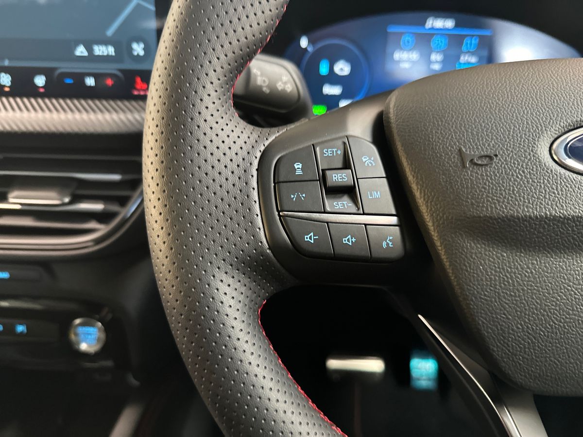 Used Ford Kuga 2025 for sale - 78172690: Photo 26