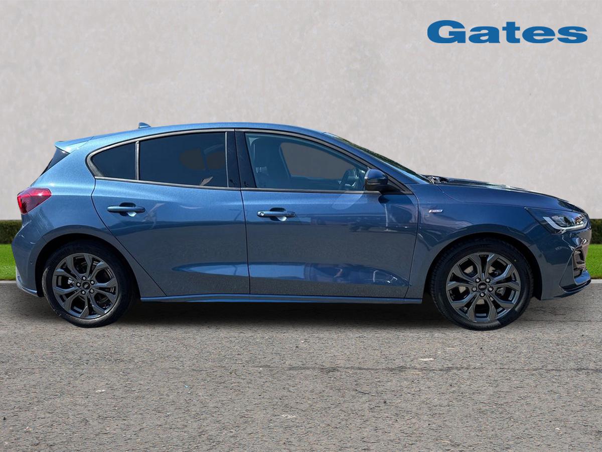 Used Ford Focus 2023 for sale - 76661077: Photo 8