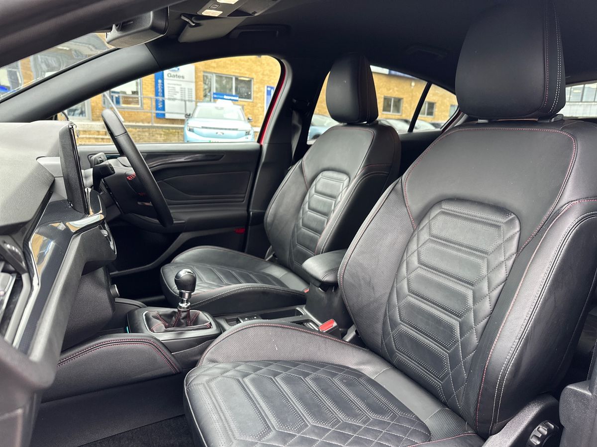 Used Ford Focus 2023 for sale - 77855750: Photo 13