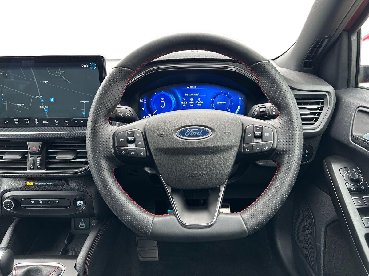 Used Ford Focus 2023 for sale - 77855750: Photo 17