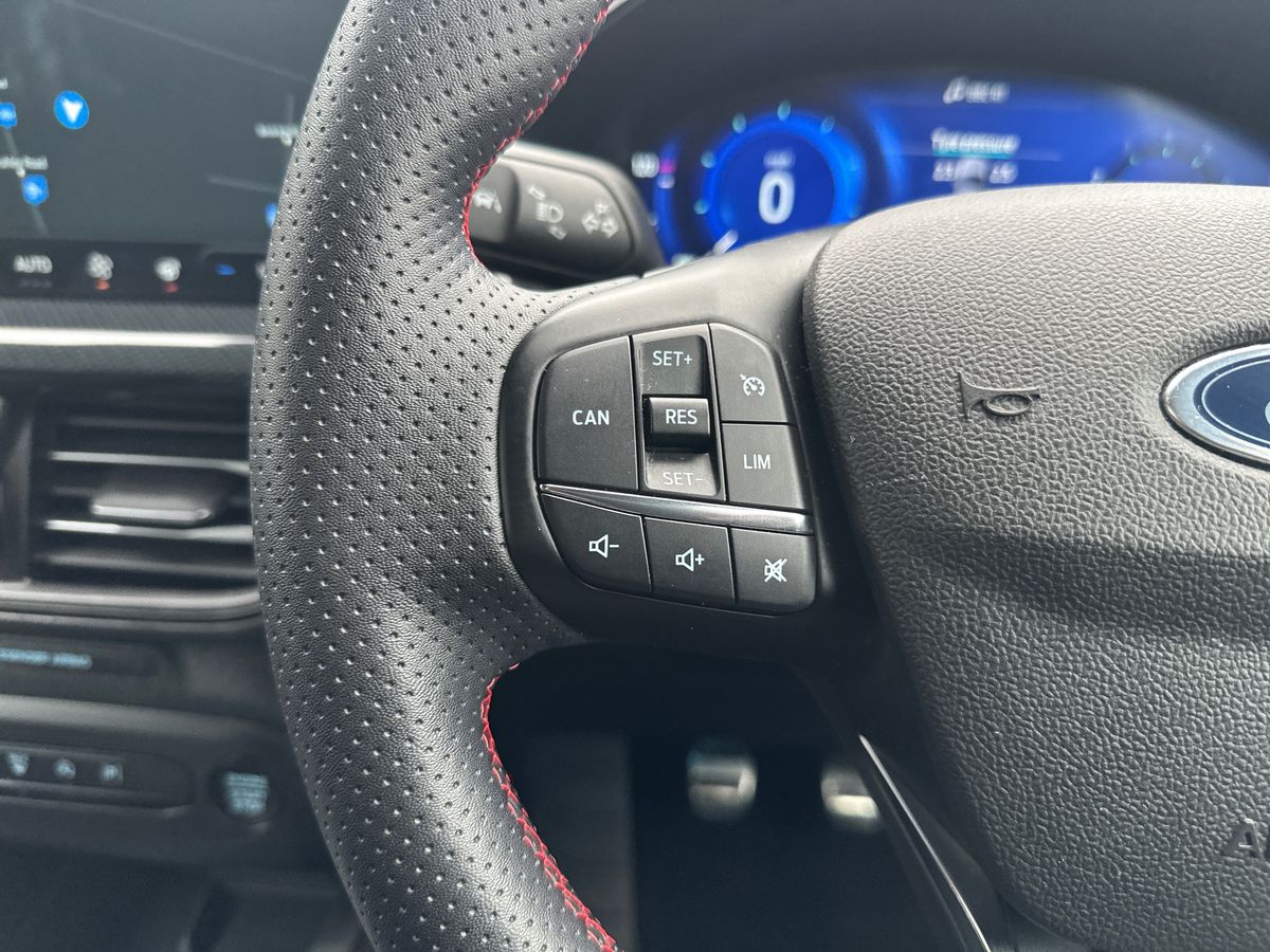 Used Ford Focus 2023 for sale - 77855750: Photo 26