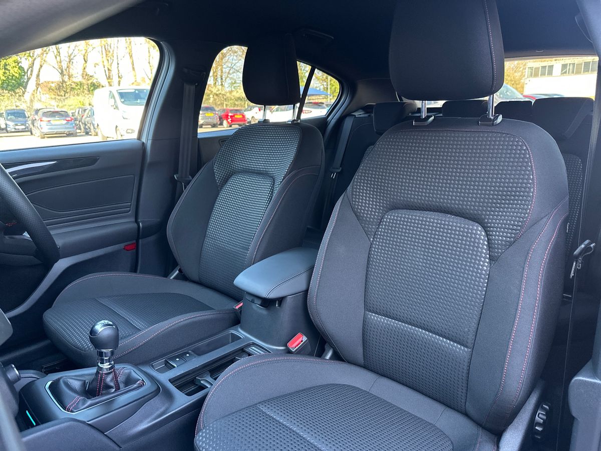 Used Ford Focus 2025 for sale - 76130482: Photo 13