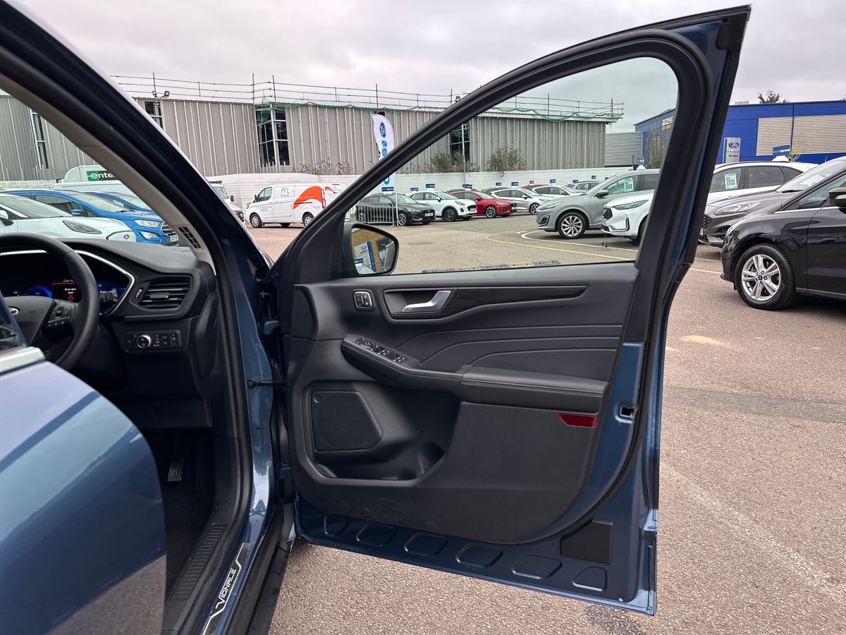 Used Ford Kuga 2023 for sale - 78063385: Photo 35