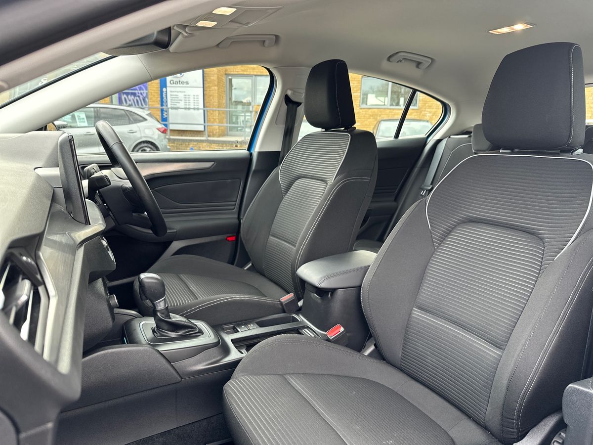 Used Ford Focus 2023 for sale - 78158553: Photo 13