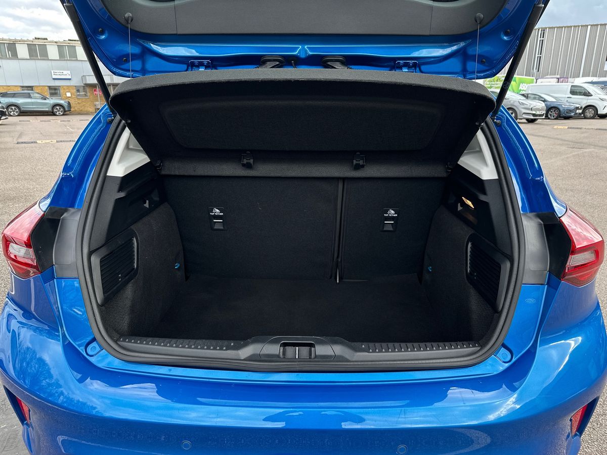 Used Ford Focus 2023 for sale - 78158553: Photo 34