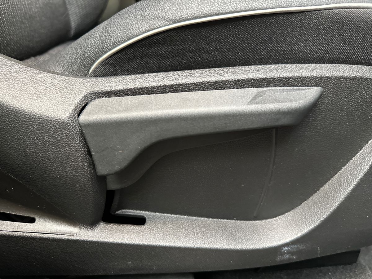 Used Renault Captur 2021 for sale - 77855780: Photo 30