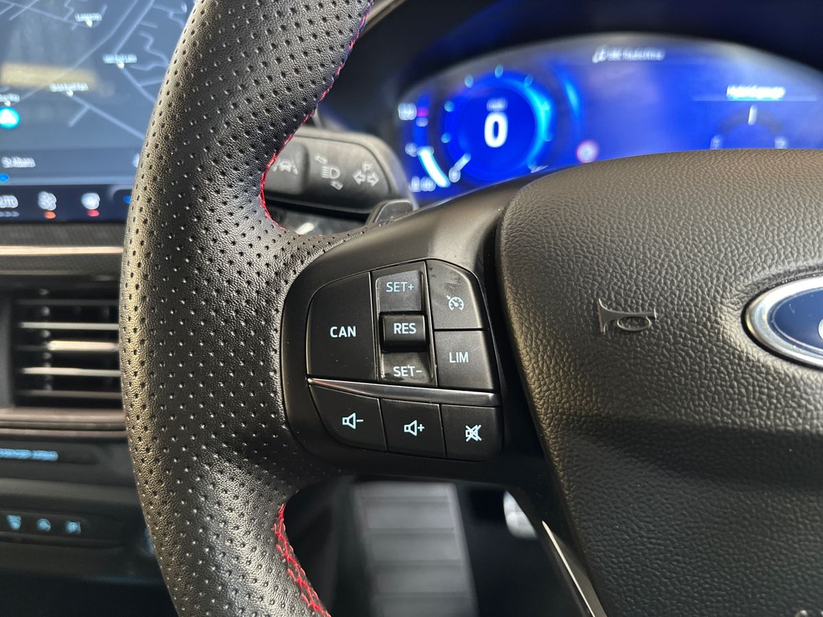 Used Ford Focus 2023 for sale - 78152497: Photo 26