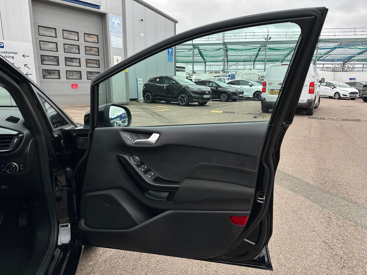 Used Ford Fiesta 2019 for sale - 77685725: Photo 35