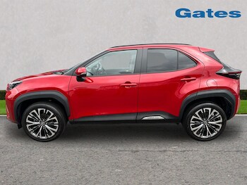 Used Toyota Yaris Cross 2023 for sale - 77678758: Photo