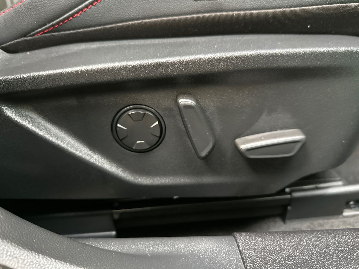 Used Ford Focus 2023 for sale - 78137001: Photo 30