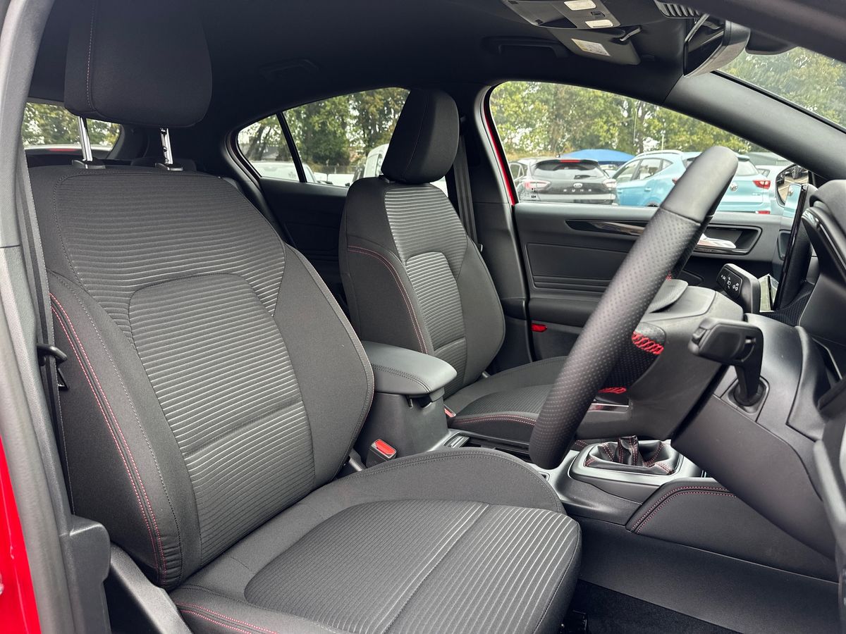 Used Ford Focus 2025 for sale - 77070875: Photo 12