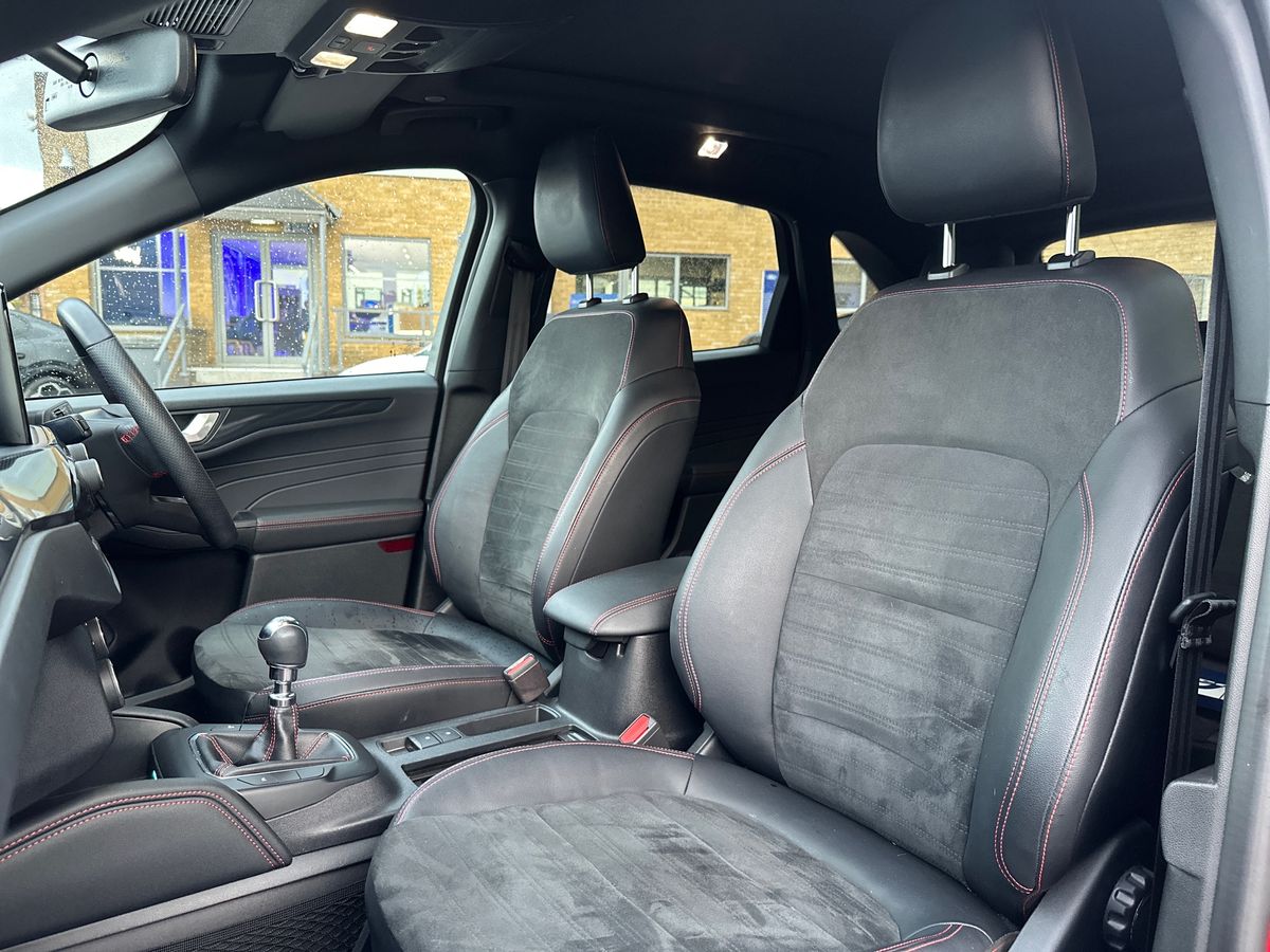 Used Ford Kuga 2023 for sale - 76434685: Photo 13